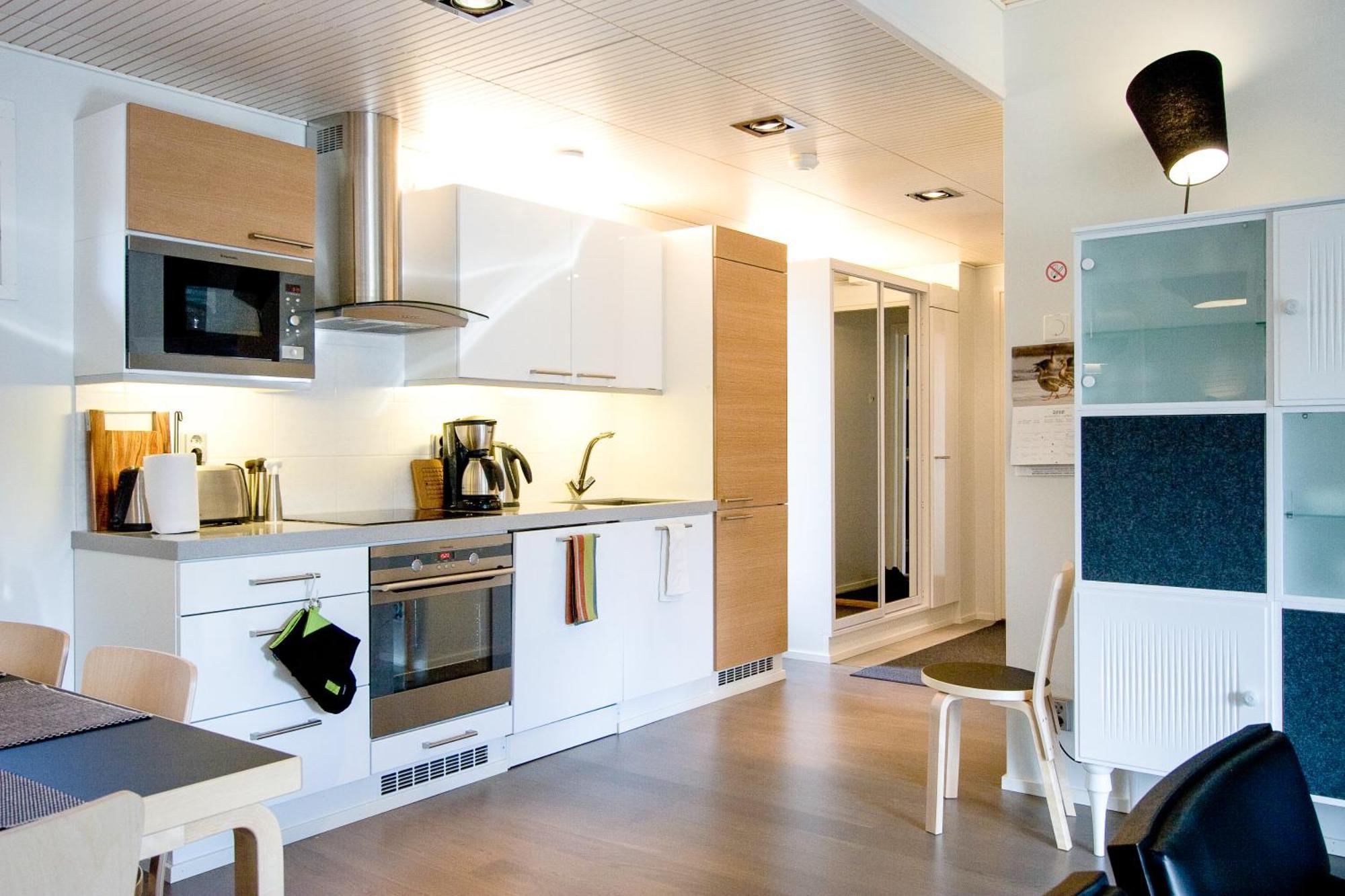 Haapala Suites Entinen Iida Вуокати Стая снимка