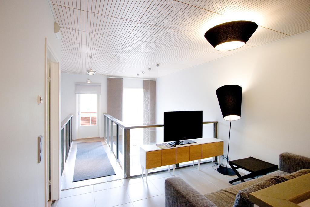 Haapala Suites Entinen Iida Вуокати Екстериор снимка
